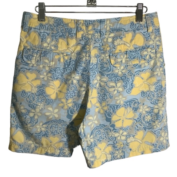 L.L. Bean Floral Short Summer - Picture 4 of 9